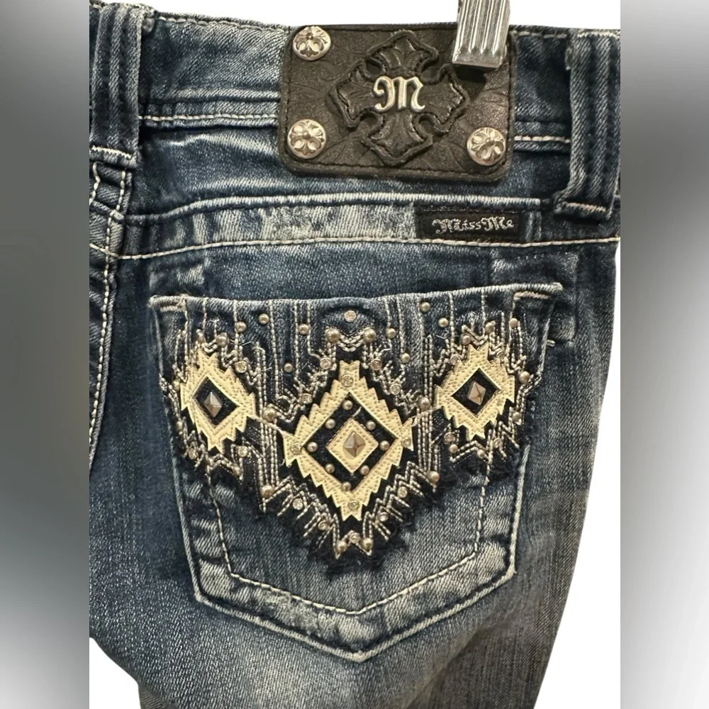 Miss Me rigged jeans size 27
